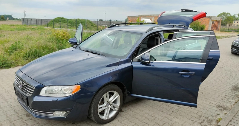 Volvo V70 cena 31300 przebieg: 259000, rok produkcji 2013 z Baranów Sandomierski małe 781